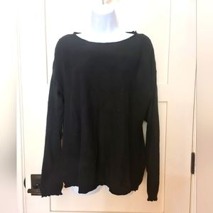 Cyrus Front Detail Crew Neck L/S Ribbed Ruffled Cuff Neck & Bottom Black Size L